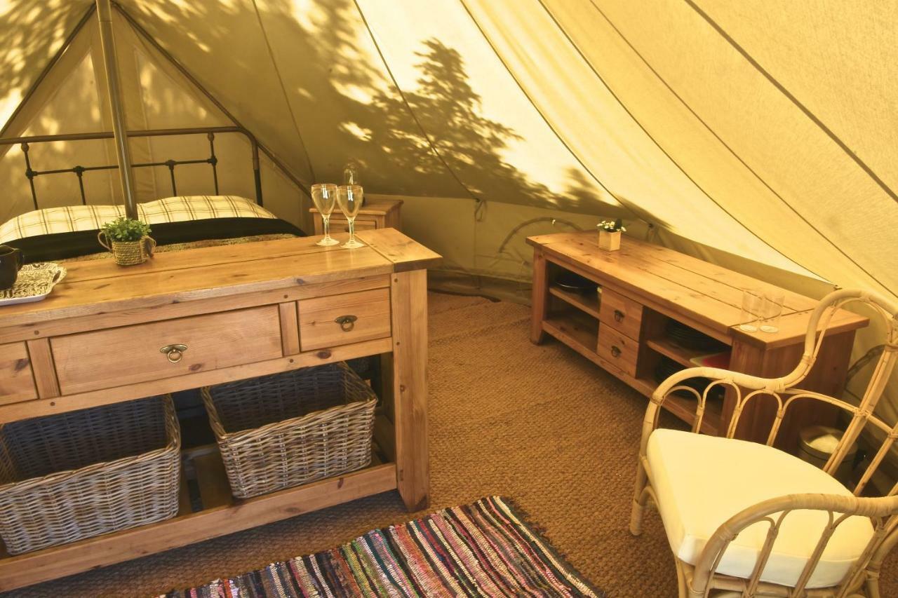 Glamping At Camping La Source Saint-Pierre-d'Argencon Luaran gambar